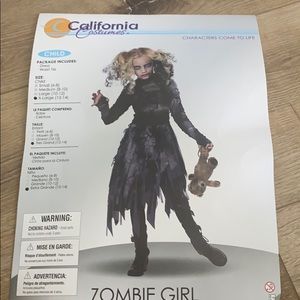 Zombie girl com’s time